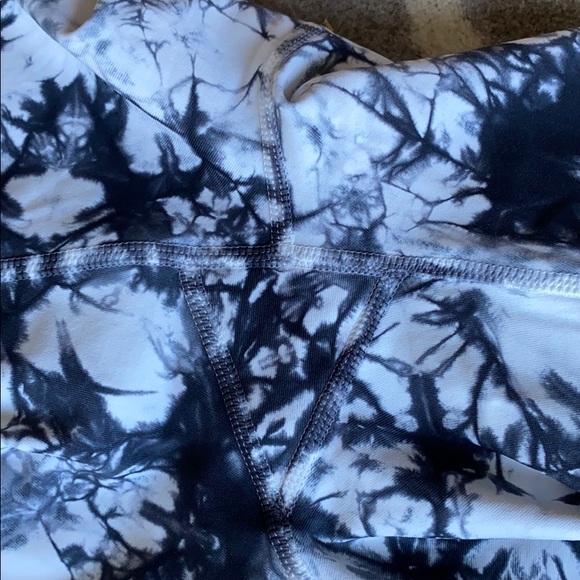 Lululemon Shibori Wunder Under Pant High Rise 6 - Picture 5 of 7